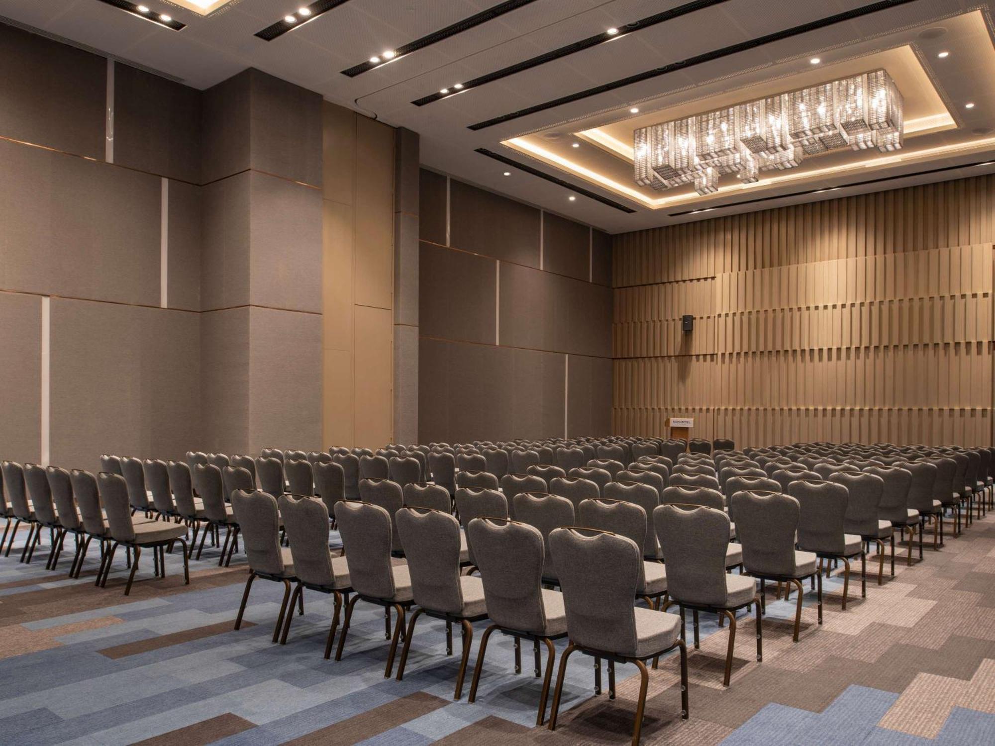 Novotel Riyadh Sahafa Eksteriør billede