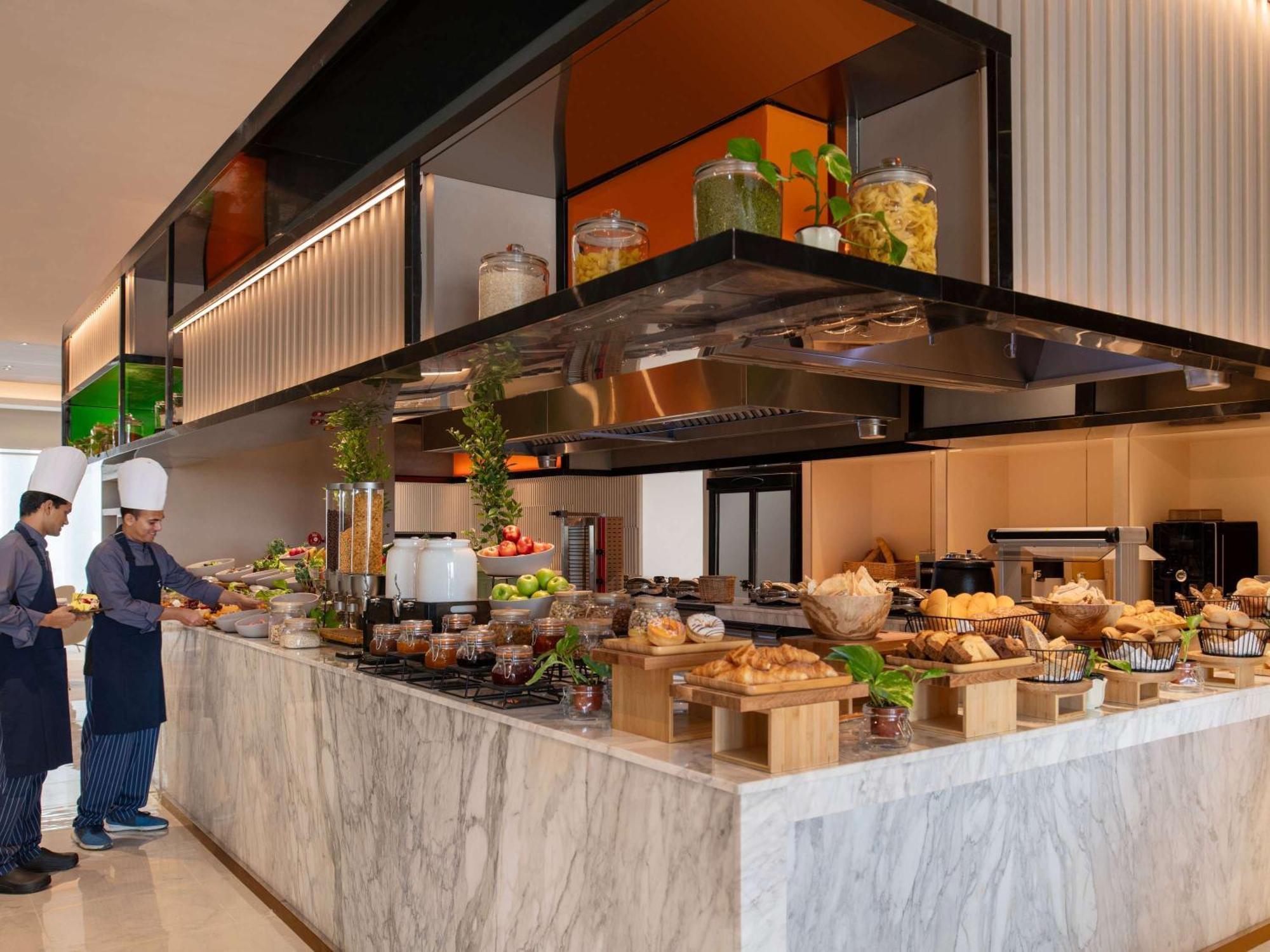 Novotel Riyadh Sahafa Eksteriør billede